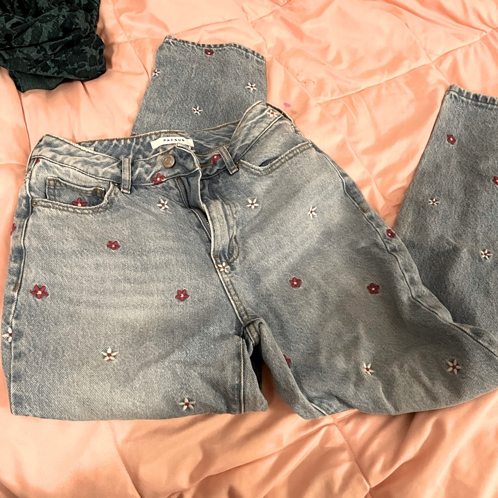 Pacsun mom jeans